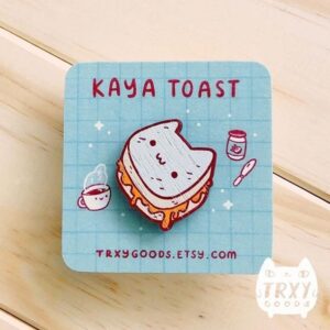 LMP (11) : พินขนมปัง KAYA TOAST – พินขนมปังสอดไส้กะทิบนการ์ดสีฟ้า